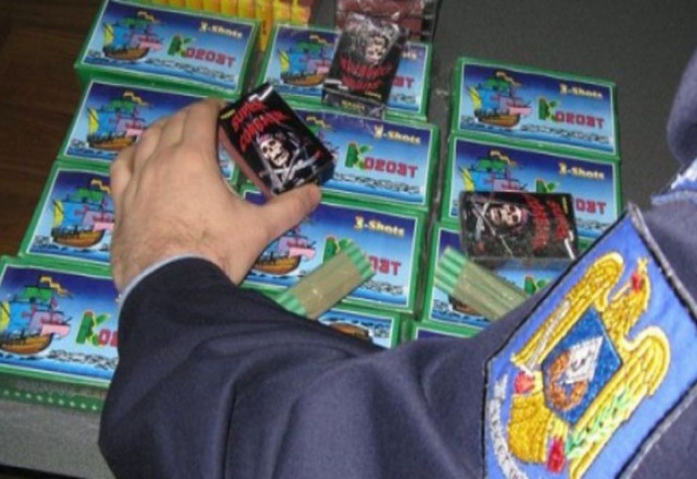 3 372 de obiecte pirotehnice confiscate în Râmnic