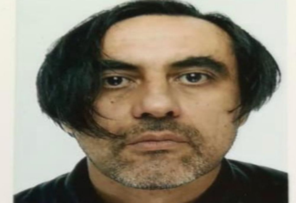 Căutări cu un elicopter M.A.I. într-o zonă împădurită. Bărbat dispărut