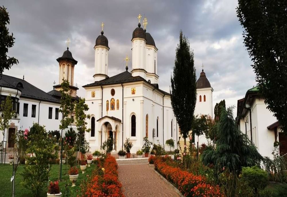 Arhiepiscopia Râmnicului îl celebrează pe Ocrotitorul Catedralei Arhiepiscopale din Râmnic, în perioada 14 mai-16 mai 