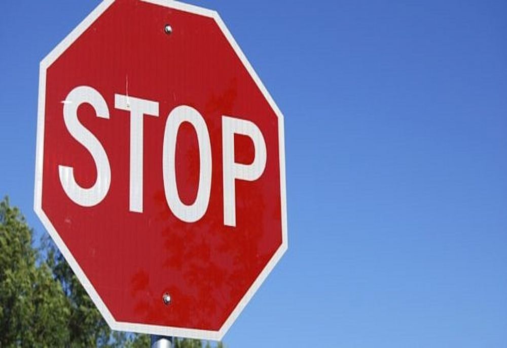 Autotren imobilizat pe DN7