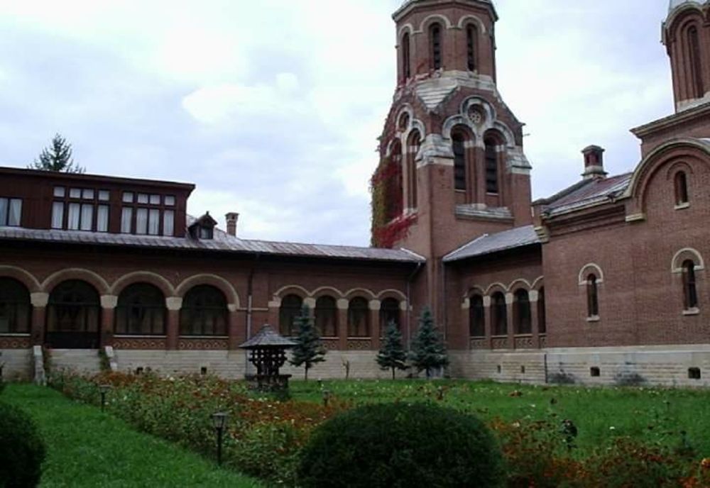 Reședința de vară a Regelui Carol I din Argeș și biserica din Amărăști Vâlcea, restaurate cu fonduri europene