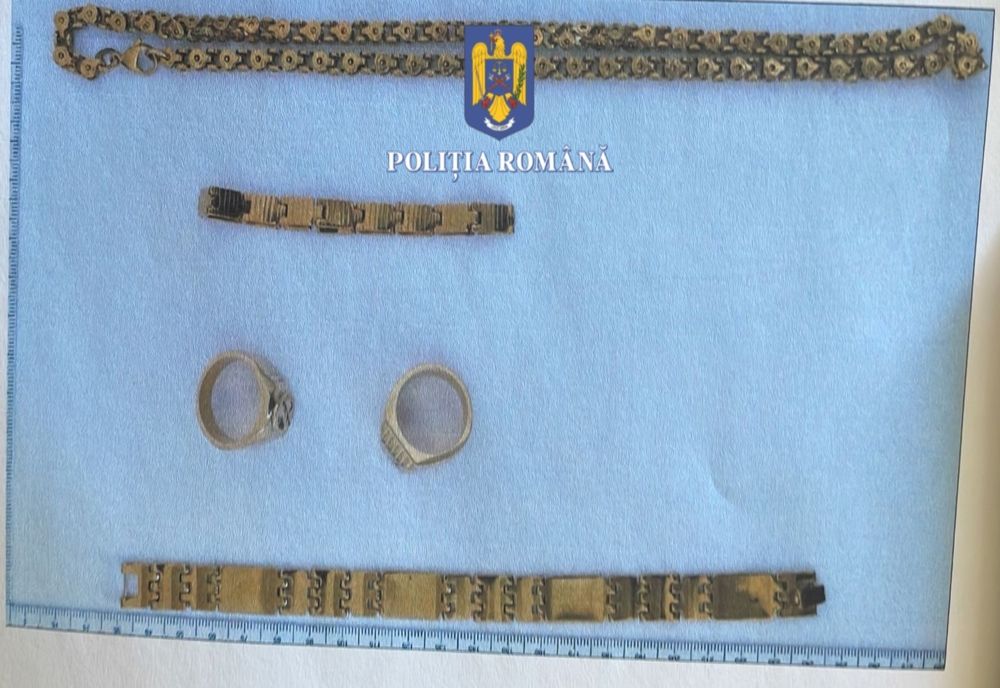 Doi vâlceni, reținuți de polițiștii din Bistrița-Năsăud, pentru înșelăciune