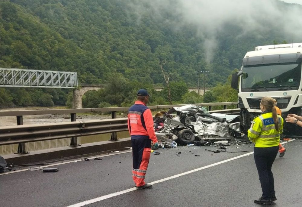 Grav accident rutier pe DN7! La limita județelor Sibiu și Vâlcea! Trafic BLOCAT pe Valea Oltului