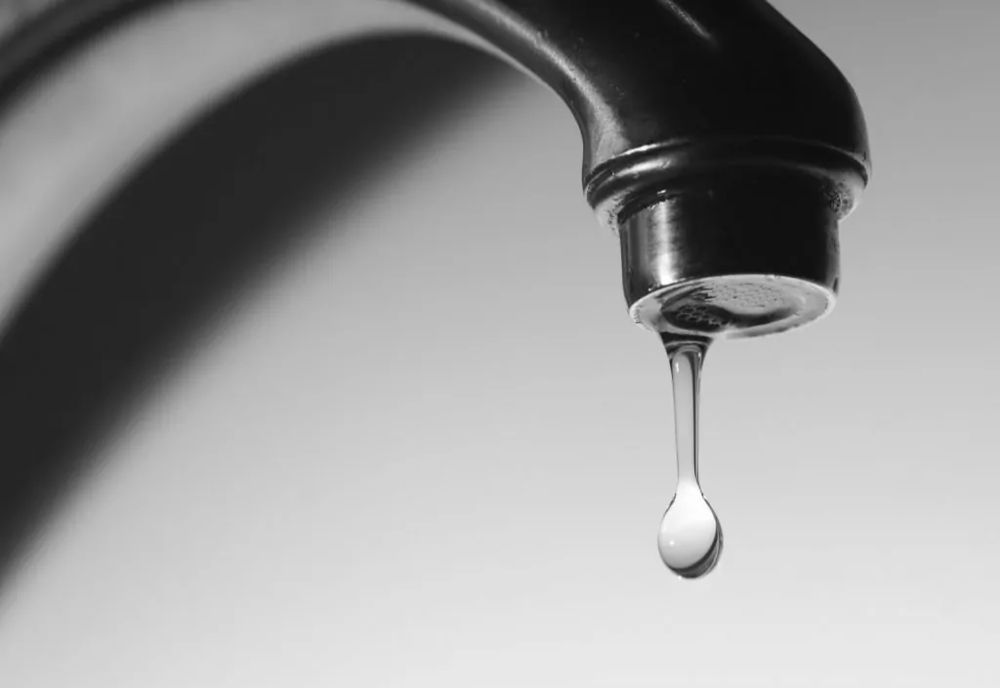 Apa caldă se va opri în Râmnic