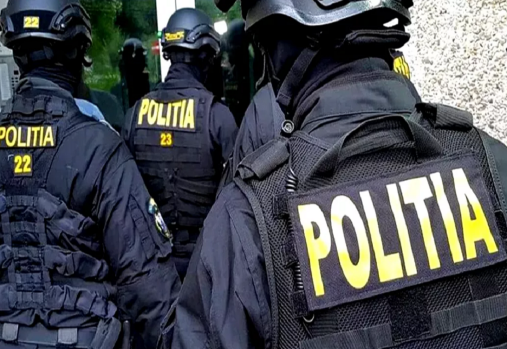 Percheziții în Vâlcea
