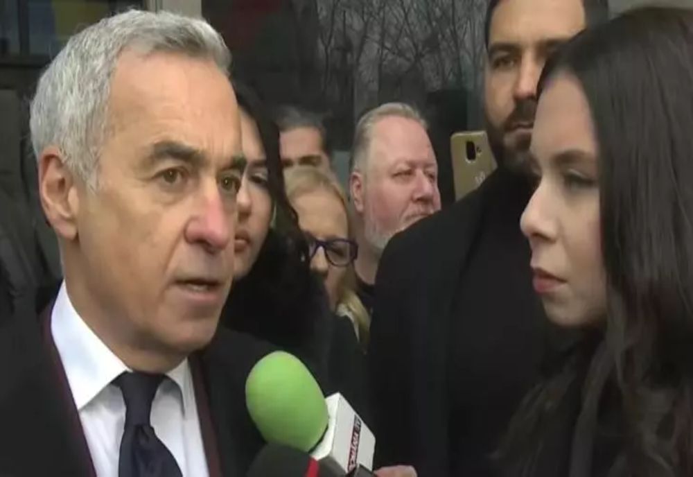 Călin Georgescu, mesaj pentru români după ieșirea de la semnarea controlului judiciar: "Să ne întoarcem la valorile de bază - patrie, familie, Dumnezeu"  VIDEO
