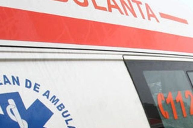 Pacient rănit de două ori în aceeași zi: ambulanța în care se afla, implicată într-un accident pe DN 7, în Vâlcea