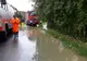 La Călimănești, pe DN 7, apa pe carosabil, drum deviat