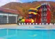 Piscine, terenuri de tenis, SPA, plimbări cu vaporașul, locuri de joacă, în noul centru de relaxare din Călimănești