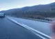 Vâlcea: Trafic blocat pe DN 7 din cauza unui cablu de electricitate căzut pe carosabil