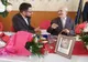 Întâlnire între generații. Sebastian Fârtat, alături de ultimul veteran de război din comuna Sălătrucel