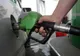 Prețul benzinei, la un pas de pragul critic de 7 lei - Avertismentul specialiștilor