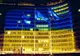 StandWithUkraine|Sediul Comisiei Europene, „îmbrăcat” în culorile Ucrainei