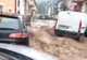 Ploi torențiale, oameni evacuați și străzi inundate în mai multe zone ale țării. Cod galben de vreme instabilă