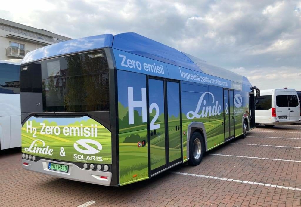 Autobuz alimentat cu hidrogen în teste la Râmnicu Vâlcea